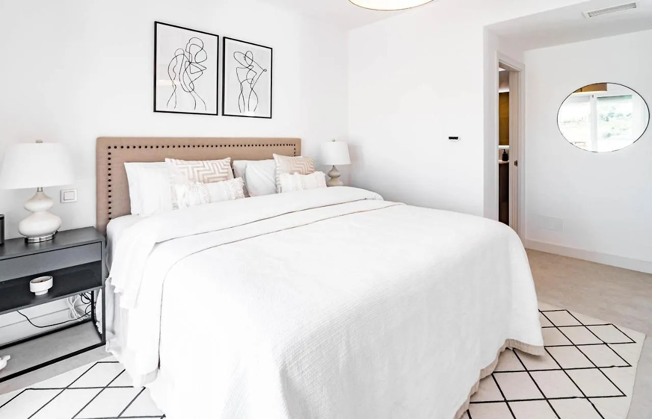 Apartment Los Altos De Lunymar 1 Estepona Spain