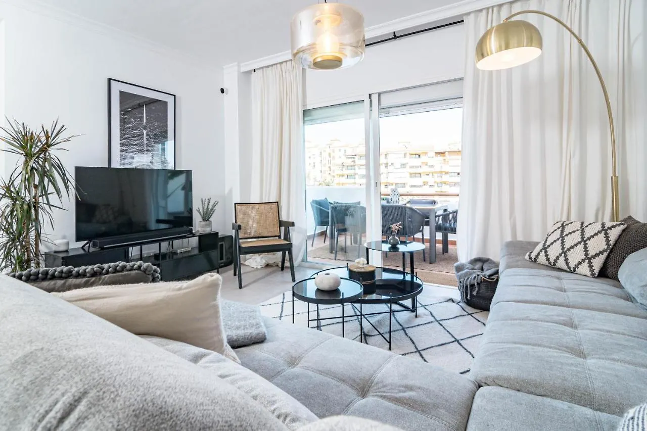 Los Altos De Lunymar 1 Estepona Apartment